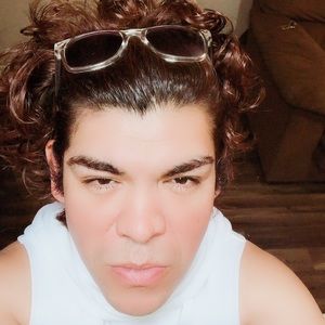 Meet your Posher, Jonatan